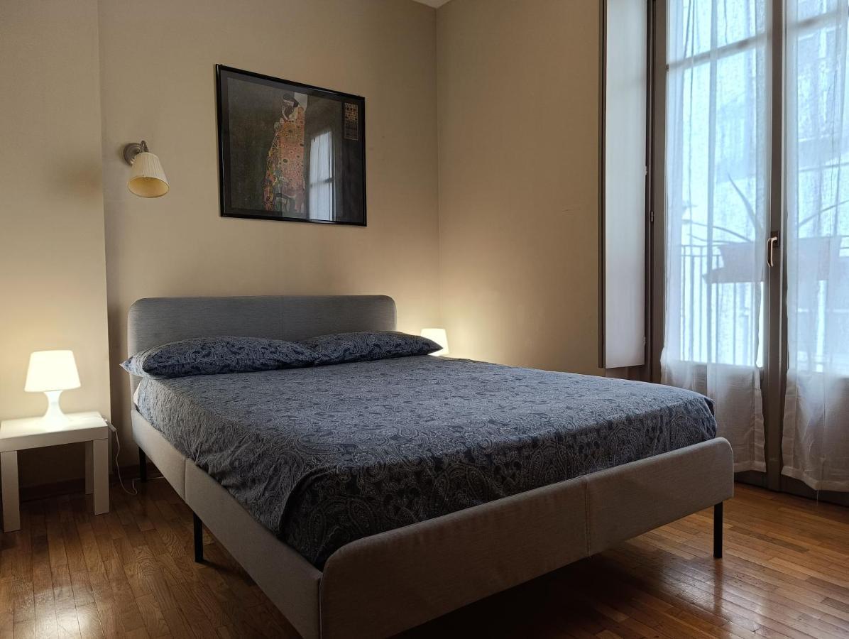 Garibaldi Turin Charming Apartment Exterior photo